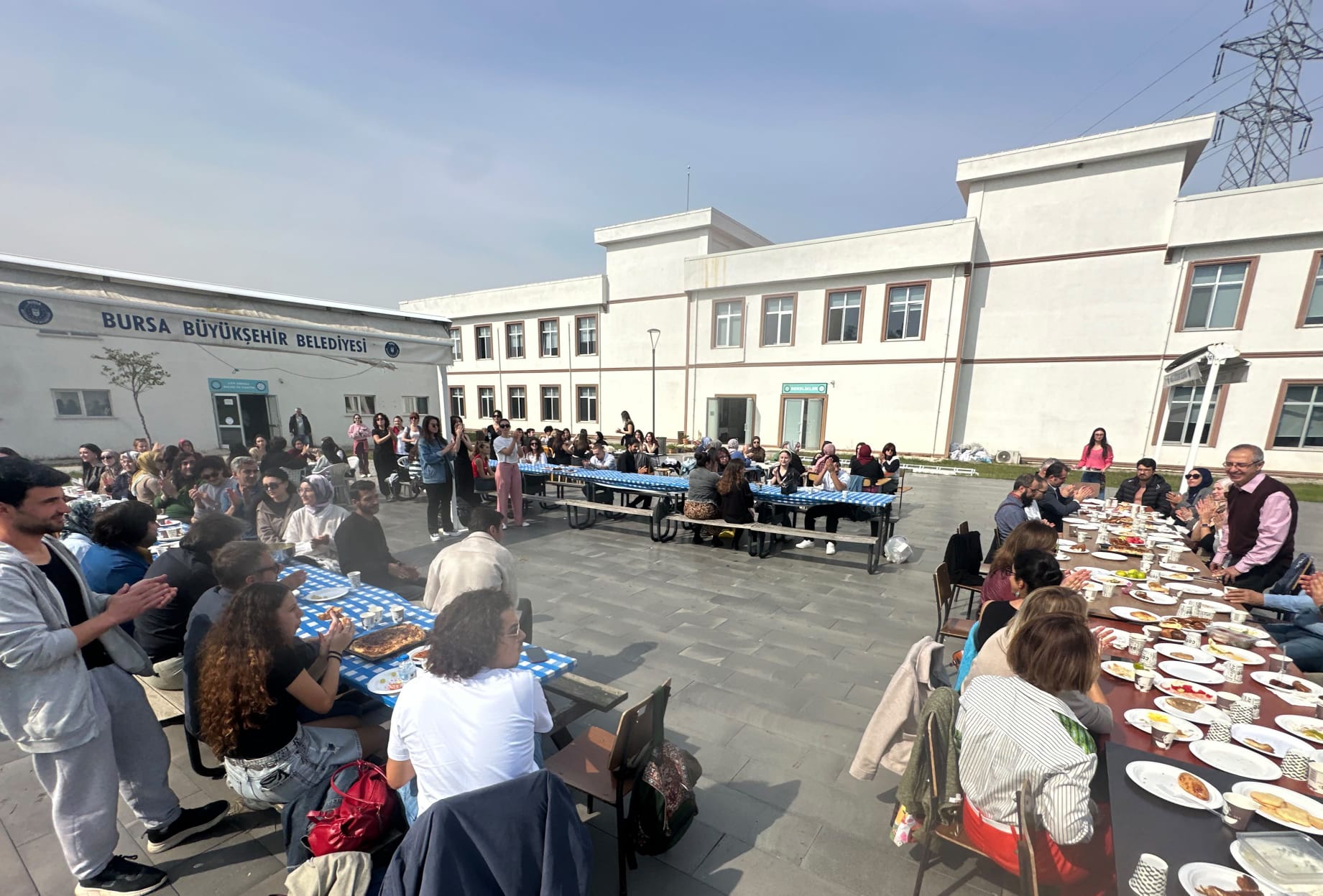 GÜZEL SANATLAR FAKÜLTESİ GELENEKSEL KAHVALTILI TANIŞMA ETKİNLİĞİ